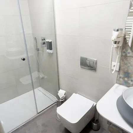 Rentalsevilla Cardenal Cervantes Ii Apartment Seville